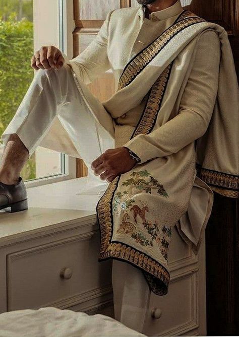 Desi Outfits Men, Desi Men Fashion, Arabian Outfit Men, India Fashion Men, Wedding Clothes For Men, Indian Wedding Clothes For Men, Mens Ethnic Wear, Wedding Dresses Men, Ahad Raza Mir