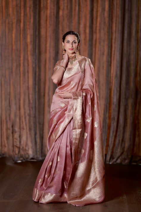 Shilpa Reddy, Reception Sarees, Saree Styling, Formal Saree, Satin Saree, Silk Sari, Pink Saree, Girl Body, Shoot Ideas