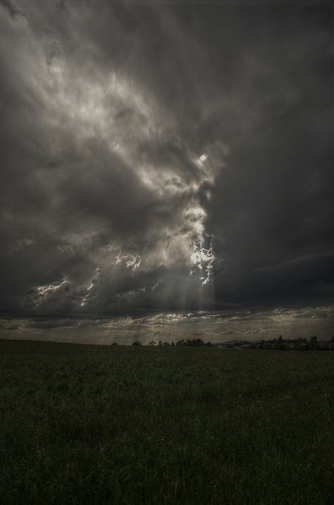 Stormy Day Aesthetic, Gloomy Vibes, Rainy Skies, Grey Weather, Farm Painting, Dark Weather, Rainy Sky, Dark Naturalism, Dark & Stormy