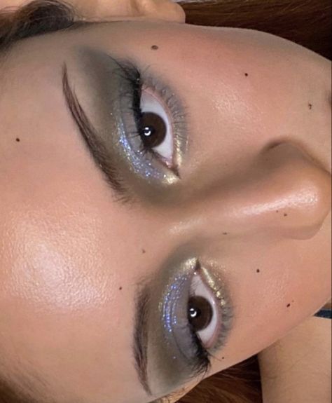 Silver Makeup, Makeup Looks, A Woman, Make Up, Makeup, Silver, Blue, Make Up Looks