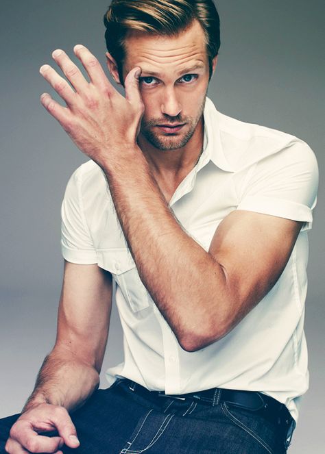 Alexander Skarsgård Look at those big strong hands                                                                                                                                                      More Strong Hands, Skarsgard Family, Gq Australia, Ian Joseph Somerhalder, Eric Northman, John Barrowman, Ryan Guzman, Taylor Kitsch, Septième Art