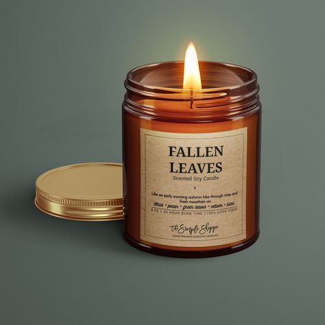 Nothing better than an early morning autumn hike through the crisp mountain air. That's what this candle will remind you of. Aromatic notes of apple, berry, crisp green leaves, citrus, cinnamon leaf, pecan & cedar. 8 OZ Straight Sided Reusable Amber Glass Jar With a Stylish Kraft Paper Label The Gold Lids Instantly Make Your Candle Travel-Friendly Natural Coconut Soy Wax Blend For an Eco-friendly Clean Burn 40+ Hour Burn Time Lead-Free Cotton Wicks Premium Phthalate-Free Fragrance Oils Organic, Bourbon Apple Pie, Fall Cider, Candle Obsession, Soya Mumu, Fall Candle Scents, Fall Night, Massage Candle, Amber Glass Jars, Fall Spices