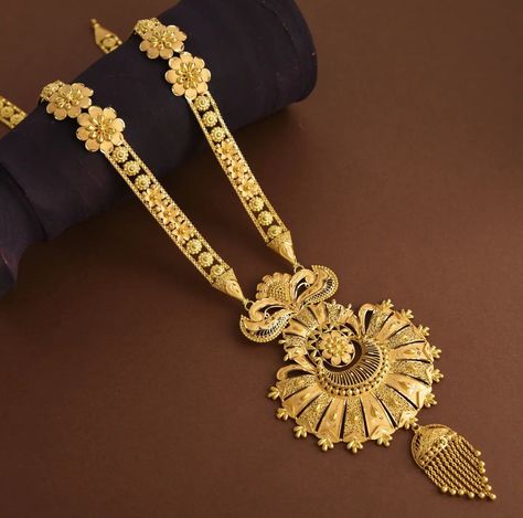 Antique Bengali Gold Jewellery, Sitahar Necklace Gold Bengali, Gold Sitahar Design, Antique Haram, Neha Singh, Wedding Jewelry Sets Bridal Jewellery, Red Bangles, Rani Haar, Antique Necklaces Design