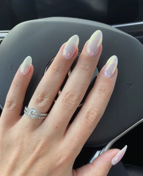 White Nails Glazed Donut, White Nails Glazed, Glazed Donut Nails 2023, Dip And Powder Nails, Dip Hailey Bieber Nails, Pearly Dip Nails, White Oval Nails With Glitter, Pearly White Dip Nails, Classy Spring Nails Almond White