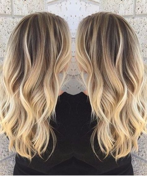 light ginger blonde balayage hair color Rooty Blonde, Hair Color Flamboyage, Blond Balayage, Ombre Highlights, Ombré Hair, Balayage Hair Blonde, Hair Styles 2017, Ombre Hair Color, Long Blonde