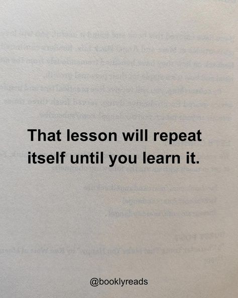 7 lessons most people take a lifetime to learn. These lessons often come with time and experience, but if you just understand them early in your life, you can make your life easier, more balanced and fulfilling. At what age did you learned these lessons? Which lesson you learned new out of these? Share this with your friends who needs to know these lessons. And follow @booklyreads for more life lessons, self-improvement and book recommendations. [life lessons] #lifelessons #lifelessonsle... Wisdom About Life, Lessons In Life Will Be Repeated Until They Are Learned, You Were A Lesson Quotes, Life Is A Lesson Quotes, Useful Quotes Life Lessons, Life Experiences Quotes, Lessons Learned This Year, Getting Up Early Motivation, Quotes For Improvement