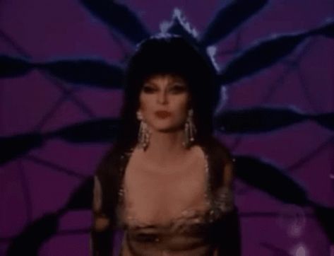 Elvira GIF - Elvira Gif, Cassandra Peterson, Elvira Mistress Of The Dark, Animated Gif, Cool Gifs, The Darkest, Gif