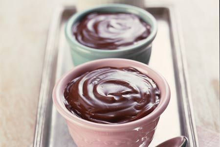 Dark Chocolate Pudding http://www.womenshealthmag.com/food/low-sodium-recipes/slide/6 Avocado Mousse Recipe, Pudding Healthy, Chocolate Pudding Recipes, Homemade Pudding, Mousse Recipes, Raw Chocolate, Pudding Desserts, Sugar Free Recipes, Chocolate Pudding