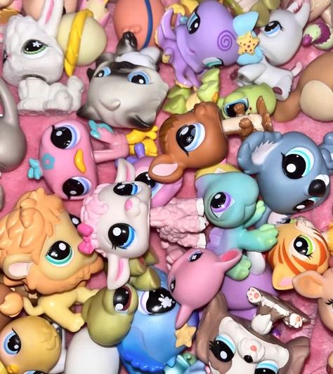 Littlest Pet Shop Collection, Sfw Agere, Bug Juice, Lps Popular, Lps Custom, Custom Lps, Childhood Things, Crunchy Leaves, Lps Toys