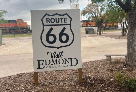 11 Best Things To Do In Edmond, Oklahoma Pelican Bay, Edmond Oklahoma, Southern Travel, Jazz Bar, Twisted Tree, Outdoor Playground, Southern Living, Oklahoma City, Art Festival