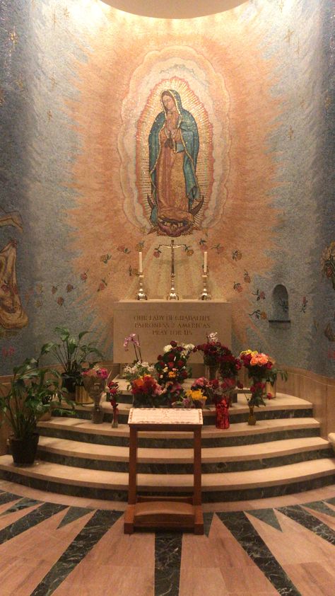 Virgin Of Guadalupe Wallpaper, Aesthetic Mexico Wallpaper, Virgencita Wallpaper Iphone, Virgin Mary Wallpaper, Virgencita Wallpaper, Catholic Iphone Wallpaper, Mexican Wallpaper Aesthetic, Mexican Catholic Aesthetic, La Virgin Mary Wallpaper