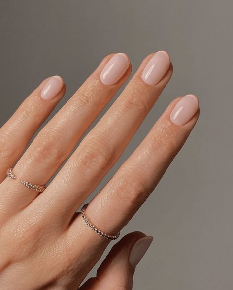 Subtle Nails, Casual Nails, French Nail Designs, Luxury London, Rose Nails, Tip Nails, Hair Skin Nails, Neutral Nails, Chic Nails