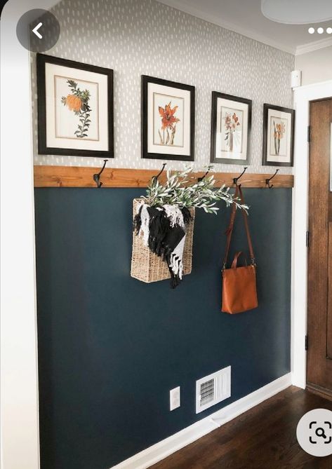 Living Room Ideas Farmhouse, Fall Entryway, Diy Mudroom Bench, Sea Serpent, Small Entryways, Best Paint Colors, Hallway Ideas Entrance Interior Design, Small Hallways, Bag Stand