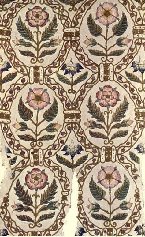 Tudor Embroidery, Sweetbriar Rose, English Embroidery, Medieval Embroidery, Inside Doors, Book English, Tudor Rose, Antique Textiles, Embroidered Tunic