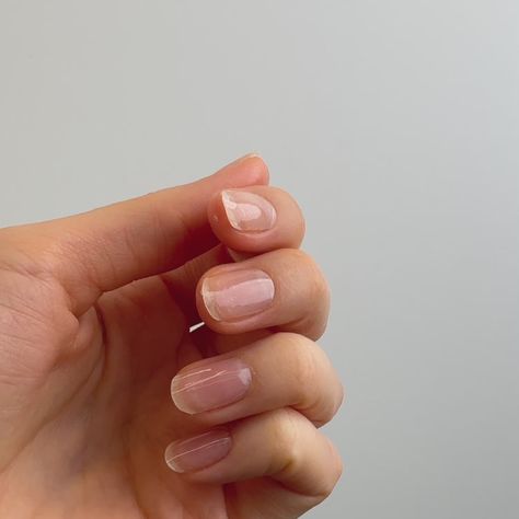 A semi-cured clear gel nail strip that creates the appearance of a thicker, smoother nail with a healthy, high-shine finish. This all-in-one formula promotes nail growth by shielding and protecting nails for up to 14 days as a basecoat, nail strengthener, nail hardener, and topcoat. Delivers super strength, triple volume, and maximum shine with semi-cured innovation. Clear Gel Nail Polish, Clear Gel Nails, Nail Hardener, Super Strength, Clear Gel, Clear Nail, Clear Nail Polish, Nail Growth, Mini Lamp