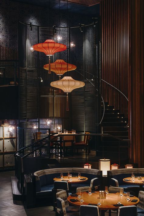 Rockwell Group designs Japanese mythology-inspired Koma in Singapore's Marina Bay Sands - De51gn Circular Plan, Asian Restaurant Design, Entry Vestibule, Marquee Nightclub, Marina Bay Sands Singapore, Rockwell Group, Restaurant Design Inspiration, Sands Singapore, San Myshuno