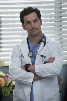 GIACOMO GIANNIOTTI Greys Anatomy Men, Andrew Deluca, Giacomo Gianniotti, Owen Hunt, Alex Karev, Grays Anatomy Tv, Greys Anatomy Characters, Dark And Twisty, Greys Anatomy Memes