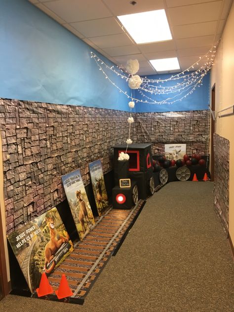 Fall Vbs Ideas, Train Theme Classroom, Train Vbs, Rocky Railway Vbs, Kindergarten Sunday School, Bible Themes, Orphan Train, Photo Station, 2023 Ideas