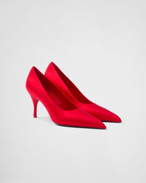 Find PRADA Satin Pumps on Editorialist. Leather and rubber sole with metal lettering logo Satin-covered heel, height: 85 mm Scarlet Woman, Miu Miu Heels, Prada Pumps, Prada Heels, Metal Lettering, Shoes Prada, Old Fashion Dresses, Red High Heels, Red Pumps