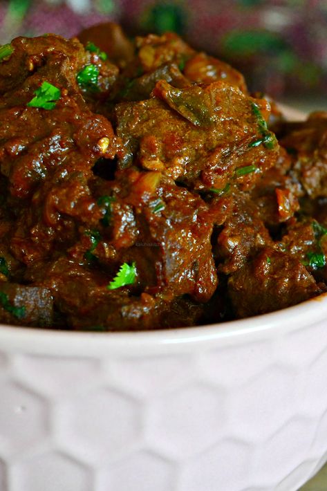 Three Herb Garlic Liver Ox Liver And Onions Recipe, Ox Liver Recipes, Ox Liver Recipe, Indian Eggplant, Liver Pate Recipe, Offal Recipes, Chicken Liver Recipes, Halloween Birthdays, Liver And Onions