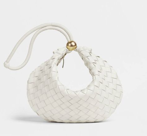 Bottega Veneta Bag Pouch, Handcrafted Leather Wallet, White Hardware, Bottega Veneta Bag, Bottega Veneta Bags, Tote Bag Pattern, Wallet Accessories, Leather Pouch, Medium Bags