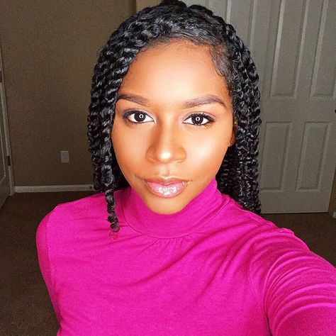 Gorgeous! MahoganyCurls created two strand twists using SheaMoisture Sacha Inchi Oil Omega 3,6,9 Rescue & Repair Twist & Lock Gel. Chunky Two Strand Twist, Universal Hairstyles, Mahogany Curls, Natural Hair Pictures, Hair Movement, Twisted Braid, Hair Clips 90s, Natural Twist, Hair Twists