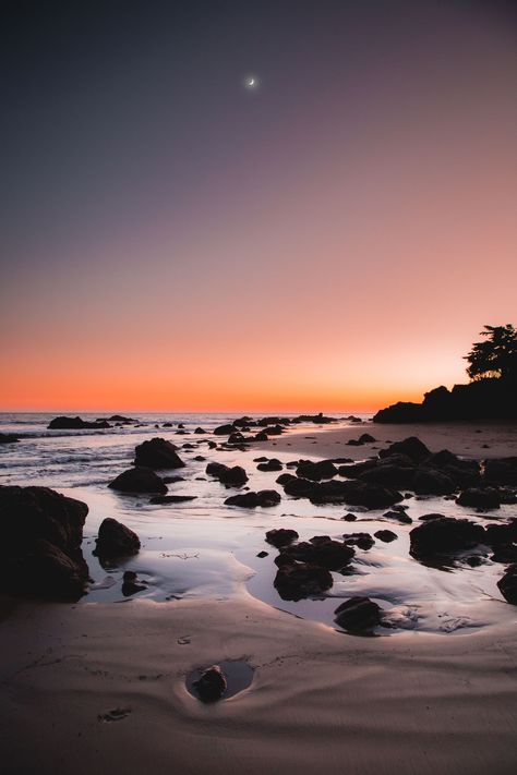 Stockholm Archipelago | HD photo by Anders Jildén (@andersjilden) on Unsplash Moon Scenery, Stockholm Archipelago, Poster Nature, Wallpaper Landscape, Rocky Beach, Beach At Night, Landscape Sunset, Night Moon, Beach Night