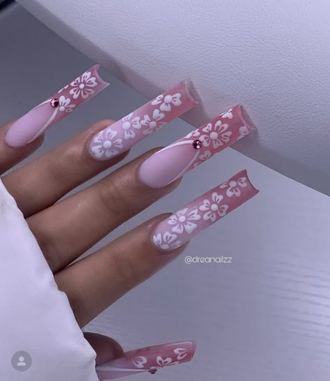 Radiant Nails, Long Acrylic Nail Designs, Nails Aesthetic, French Tip Acrylic Nails, Inspired Nails, Cute Acrylic Nail Designs, Her Nails, Glow Nails, Classy Acrylic Nails