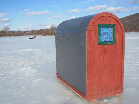 Ice Fishing Hacks, Ice Fishing Shack Plans, Ice Fishing Diy, Ice Fishing Huts, Ice Fishing Shanty, Ice Hut, Ice Fishing Shack, Ice Shanty, Ice Fishing Shelter