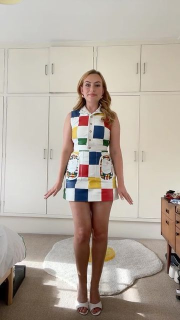 Amelia Dimoldenberg on Instagram: "Wore this outfit to a date and then I got stood up 🐔🍟 tbf it’s too good they would have passed out." Amelia Dimoldenberg Outfits, Colorful 90s Outfits, 60s Fashion Summer, Cool Modest Outfits, Colored Shorts Outfits, Colorful Outfits Summer, 00s Fashion Outfit, Amelia Dimoldenberg, Cottagecore Fits