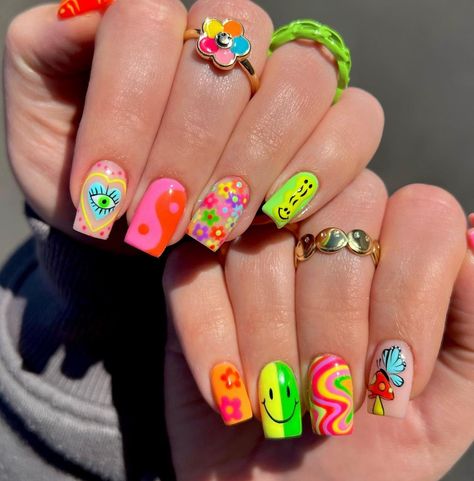 30 Trending Summer 2023 Nails to Inspire You Bright Summer Nails Designs, Summer Nails Summer, Bright Nail Designs, Neon Nail Designs, Fun Summer Nails, 2023 Nails, Bright Summer Nails, Winter Nails Acrylic, Bright Nails