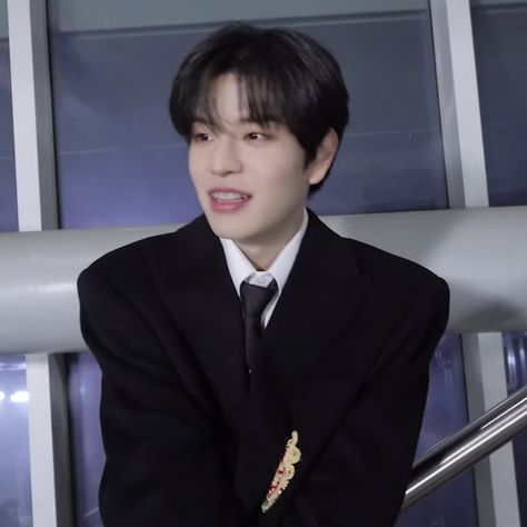 stray kids seungmin Seungmin Skz Icons, Seungmin Icons, Skz Seungmin, Kim Seungmin, Stray Kids Seungmin, Best Rapper, Little Puppies, I Got You, My Only Love