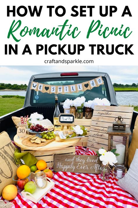 Outdoor Movie Date Night Truck, Pickup Truck Picnic Date, Pickup Truck Date Ideas, Back Of Truck Picnic, Pick Up Truck Date Night, Truck Bed Picnic Ideas, Truck Bed Proposal, Truck Picnic Date, Pick Up Truck Date