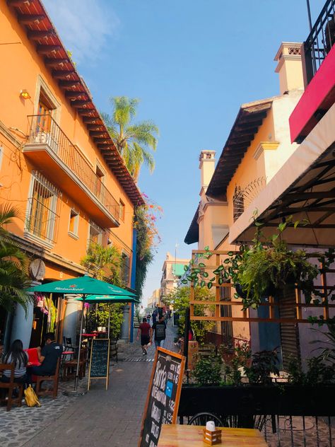 Walk downtown of Cuernavaca Mexican Summer, Mexico Wallpaper, Vision Board Pics, Mexico Trip, Mexico Vacation, Mexican Culture, Dream Lifestyle, Mexico Travel, Pretty Places