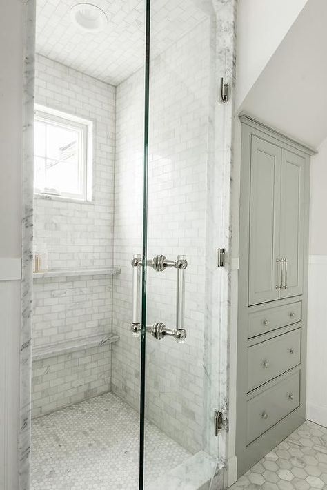 Tile Remodel, Marble Showers, Shower Storage, Tiny House Bathroom, Shower Niche, Bathroom Shower Tile, Bathroom Remodel Designs, Shower Shelves, Bad Design