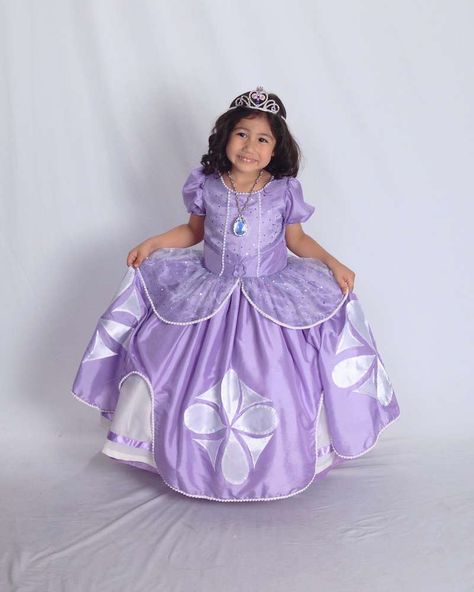 Sofia the First Birthday Party Ideas | Photo 27 of 28 | Catch My Party Princess Sophia Party, Princess Sofia Dress, Sofia Costume, Girls Princess Room, Princess Frocks, Princess Sofia Party, First Birthday Party Ideas, Sofia The First Birthday Party, Girls Fasion