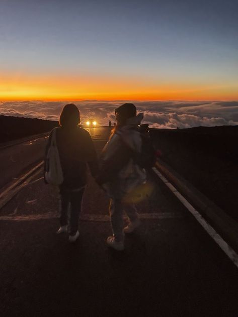 Haleakala National Park, Sunset Pictures, National Park, Hawaii, National Parks, Australia, Concert, Feelings, Travel