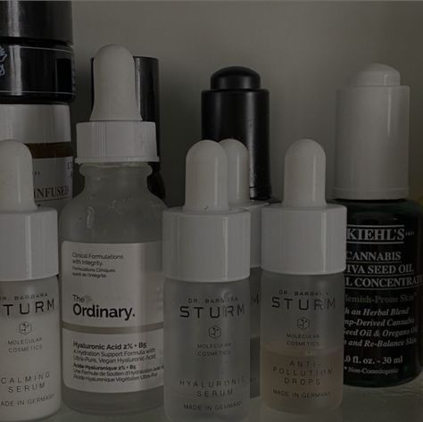 To Speak Or To Die, Selfcare Products, My Mini Me, Random Aesthetics, Hyaluronic Serum, Beauty Aesthetic, Care Aesthetic, Herbal Blends, Classy Aesthetic