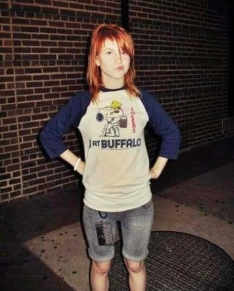 Hayley Wiliams, Haley Williams, Hayley Paramore, 2000s Outfit, Taylor York, Paramore Hayley Williams, Outfits 2000s, Rocker Girl, 2000s Outfits