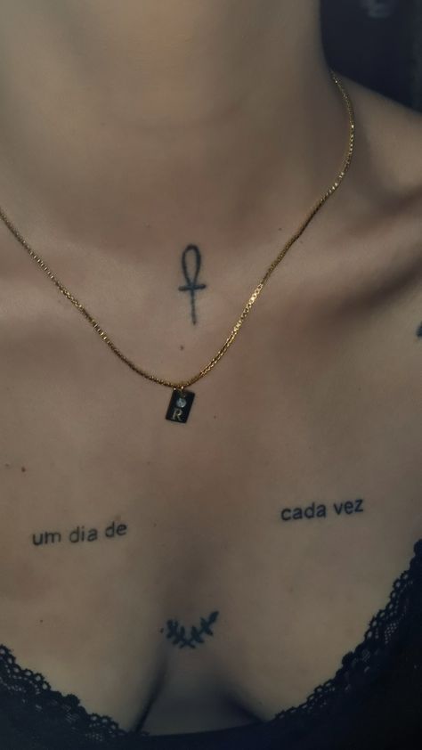 Word Tattoo Chest, Dainty Chest Tattoo Female, Dainty Chest Tattoo, Tattoo Spanish, Chest Tattoo Words, Small Words Tattoo, Tattoo Necklace, Tattoo Words, Chest Tattoo Female