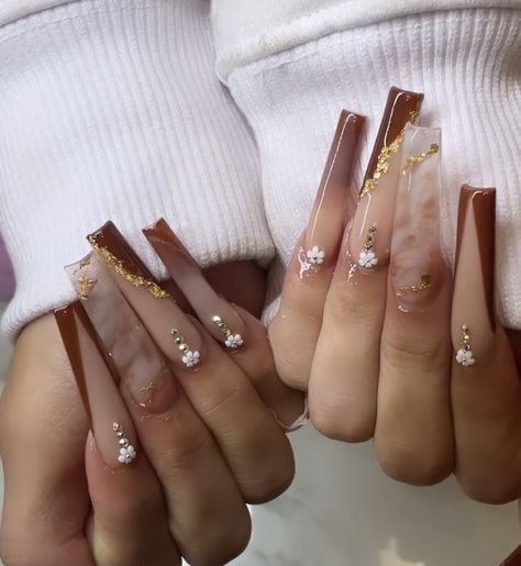 White And Brown Acrylic Nails, Brown Long Nails Design, Long Brown Nails Acrylic, Long Fall Acrylic Nail Designs, Bling Fall Nails, Brown Rhinestone Nails, Brown Tapered Square Nails, Brown And White Acrylic Nails, Fall Long Nail Designs