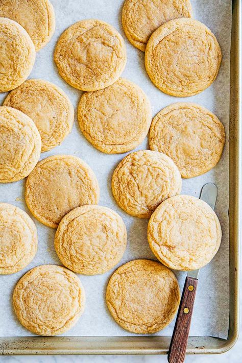 Maple Sugar Cookies, Maple Syrup Cookies, Maple Recipes, Maple Syrup Recipes, Cookie Recipes Chewy, Brown Sugar Cookies, Lemon Poppyseed Muffins, Maple Sugar, Crinkle Cookies