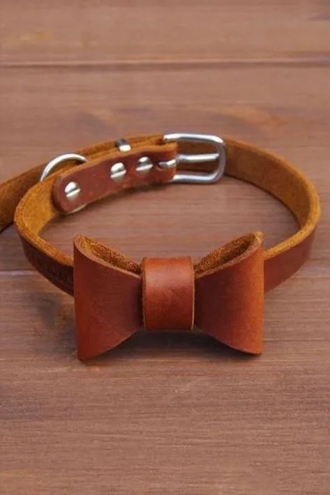 Cool Things For Dogs, Men's Leather Wallet, Leather Craft Ideas Handmade Gifts, Leather Ideas Handmade, Leather Toys, Leather Wedding Gifts, Craft Gift Ideas, Birthday Craft, Leather Working Projects