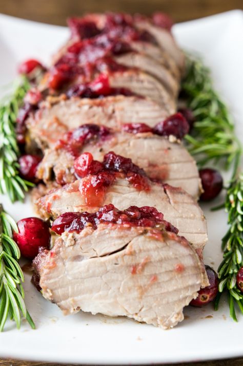 Rosemary Pork Tenderloin, Cranberry Pork, Pork Loin Roast Recipes, Glazed Pork, Pork Loin Recipes, Pork Glaze, Pork Dinner, Tenderloin Recipes, Pork Loin Roast