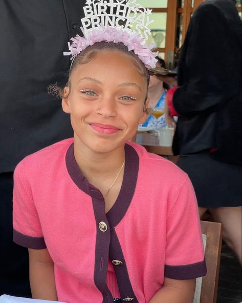 Riley Curry Now, Stephen Curry And Ayesha Curry, Riley Curry, Stephen Curry Ayesha Curry, Stephen Curry Family, The Curry Family, Basketball Girl, Stephen Curry Basketball, Stephen Curry Pictures