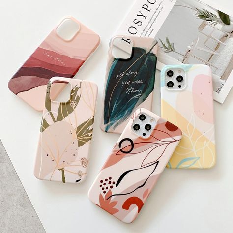 Cases for your phones made with love by Jelly Cases. The Artistic Watercolor Case has rounded corners and approximately 2mm thick, made with premium quality. Jelly Cases believe that creating amazing cases for your phone is not enough as we believe that your phone cases also reflect your personality. Shop through our various selections of cases and find the perfect case for you. Our cases are available for selected Apple and Samsung products. Type: Bumper Case Function: Anti-knock and Dirt-resis Leaf Case, Leaves Painting, Jelly Case, Samsung Products, Floral Cases, Phone Cases Marble, Watercolor Effects, Watercolor Leaves, Geometric Lines