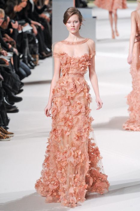 Elie Saab Haute Couture Ellie Saab, Elie Saab Spring, Elie Saab Couture, Collection Couture, Beautiful Wedding Gowns, Naeem Khan, Couture Mode, Couture Runway, Zac Posen