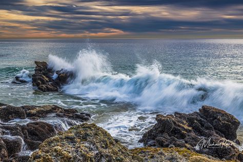 Yosemite Tunnel View, Wave Crashing, Rocky Shoreline, Seaside Paintings, Oregon Beaches, Beautiful Beach Pictures, Waves Photography, Seascape Photography, Laguna Beach California