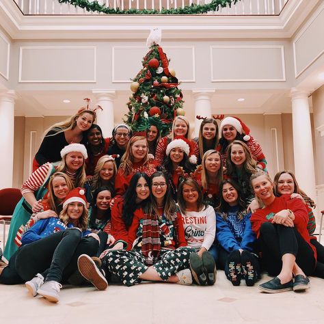 Holidays snow Christmas Hanukah   style chi omega sorority Greek life college chi o snow Holidays Photoshoot, Chi Omega Sorority, Snow Place, Christmas Friends, Friend Pics, Holiday Photoshoot, Christmas Shoot, White Christmas Trees, Snow Christmas