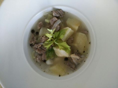 SHEEP TONGUE SOUSE - A BAHAMIAN FAVOURITE A typical Bahamian Saturday or Sunday morning involves recovering from the previous nights’ festivities and one way to do is to have a heaping bowl of souse (rhymes with house). Souse is a ve… Souse Recipe, Bahamian Food, Like Chicken, Island Food, Caribbean Recipes, A Typical, Book Ideas, Wonton Soup, Sunday Morning